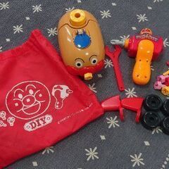 はしるぞねじねじアンパンマン号