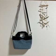 ショルダーバッグの画像