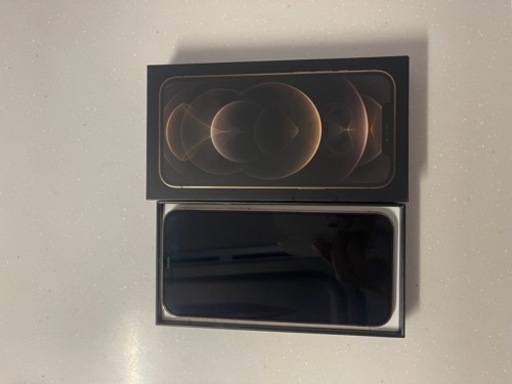 iPhone 12 pro max ゴールド256gb 良品