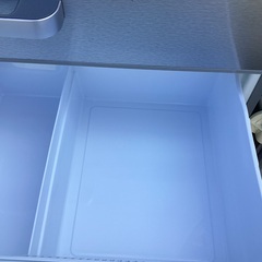 ２０２０年製！AquAの冷凍冷蔵庫355L！！！！大型クラスでもお買い得価格税込み59,980円！！の画像