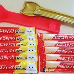 猫ちゃん用スティックフード、スプーンの画像