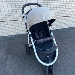 Joie 3輪ベビーカー　ライトトラックス　エア