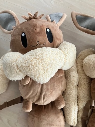 ボタン　イーブイリュック　ポケモン