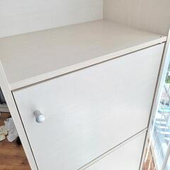 ホワイトカラーボックス大　扉１枚ありませんの画像