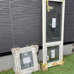 サッシ　新品未使用