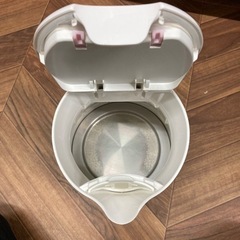 【BY REUSE 霧島国分新町店 出張買取•見積完全無料¥0】電気ケトル　1.2Lの画像