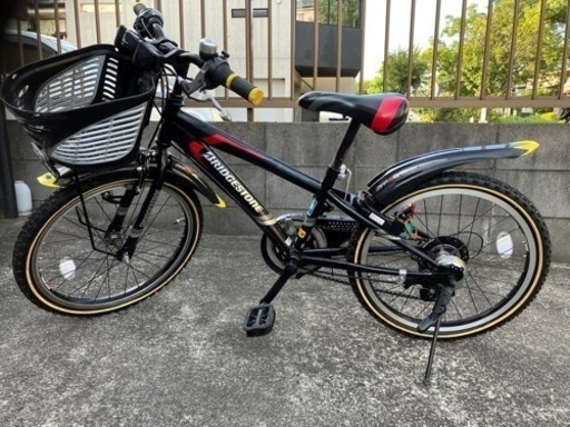 子供用のクロスバイクです。