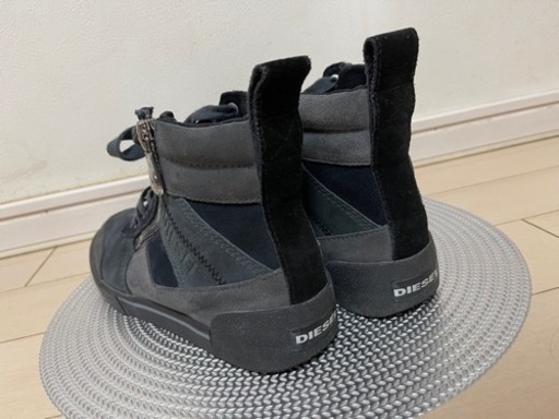 美品【ブランド】 DIESEL ハイカットスニーカー　レザー　サイドジップアップ