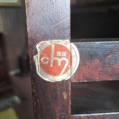 北海道民芸家具の書棚の画像