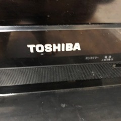 TOSHIBA 40型テレビの画像