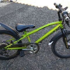 ２０インチ　男の子！　自転車　SEDONA asahiで購入　黄緑　黒