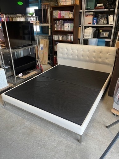 ☆激安ベッドフレーム!!☆ クイーンサイズ!! クイーンベッド