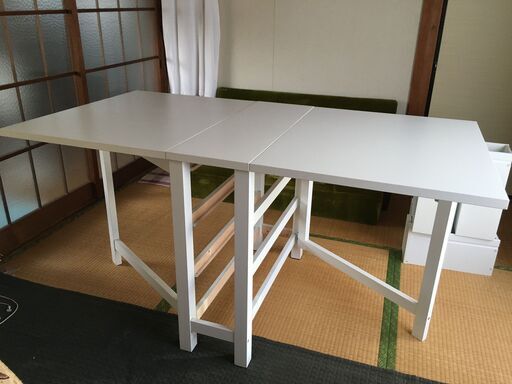 IKEA テーブル（NORDEN）