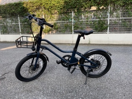 2021年購入、走行1年だけ600km、美品、ミニベロ電動アシスト