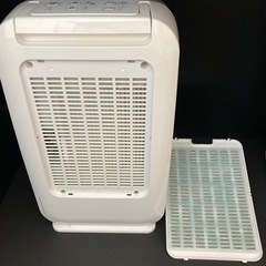 【BY REUSE 霧島国分新町店 出張買取•見積完全無料¥0】HITACHI 除湿機　2018の画像