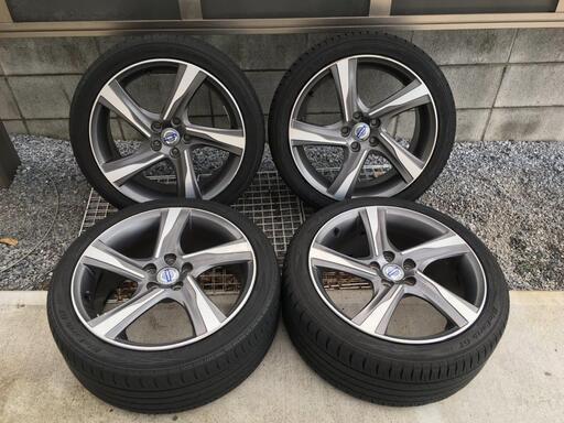 【値下げ】【中古】ボルボ　Volvo　V60純正  Rデザイン 8J+55 タイヤ4本　セット　 235/40R18　検：S60 S80  V70