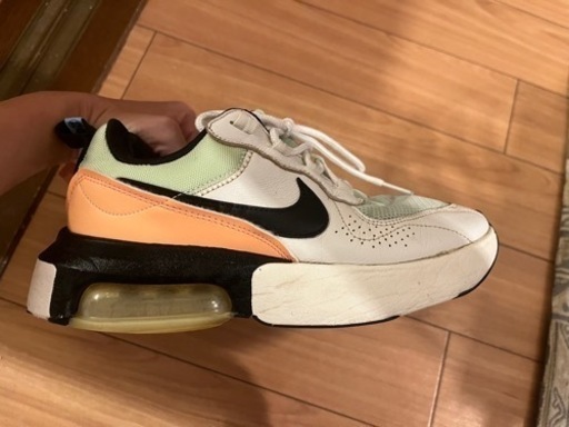 9月20日までNIKE スニーカー　23.5 クリーニング済み