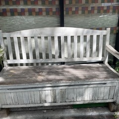 ベンチ　木製