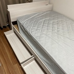 棚・コンセント・引き出し付きチェストベッド　マット付き【受け渡し...