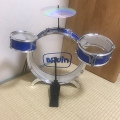 おもちゃ　ドラム　