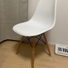 【格安❣️】イームズ椅子　ホワイト