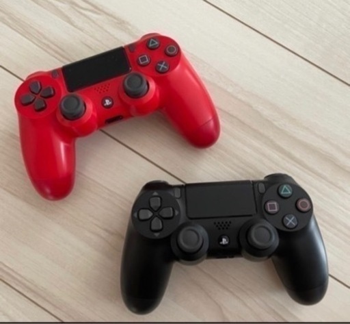 PlayStation4（1TB）&コントローラー2つ※ゲームCD➕各500円