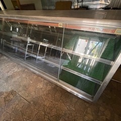 冷蔵ショーケースをお譲りします