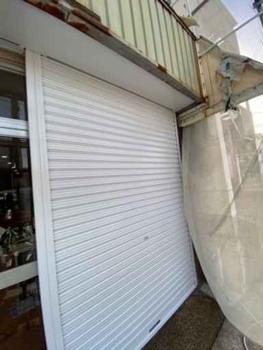 手動シャッター　三和シャッター製