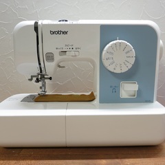 【受け渡し者が決まりました】brother 電子ミシン A31-BL ②の画像