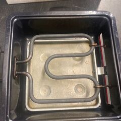 ☆中古￥1,500！焼肉屋さん　電気網焼き器　家電　YNY-1000型　【BI098】の画像