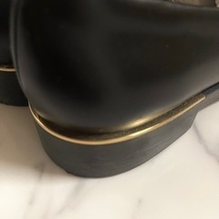 charles & keith 38サイズ　ローファー　美品の画像