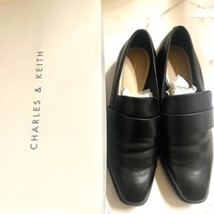 charles & keith 38サイズ　ローファー　美品