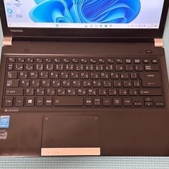 東芝ノートPC Dynabook  R734M【中古超美品】SSD256GB メモリ4GB Core i5-4310M ★ Bluetooth 無線 Win11 ♪ MS Office2019 Home&Business の画像