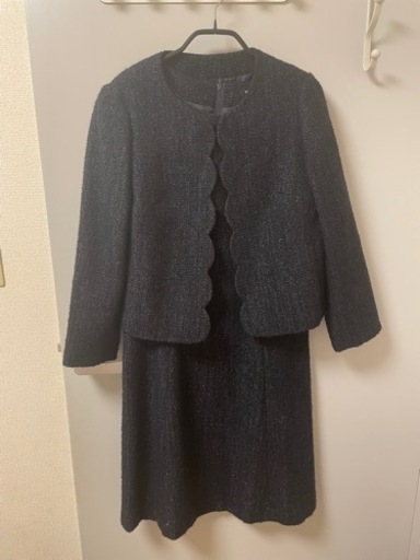 ストロベリーフィールズ　スーツ　美品　M