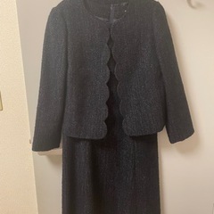 ストロベリーフィールズ　スーツ　美品　M