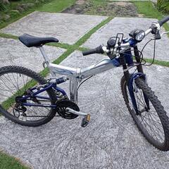 お話し中　ギア付き折畳み自転車　タイヤ前後新同品　後輪振れあり
