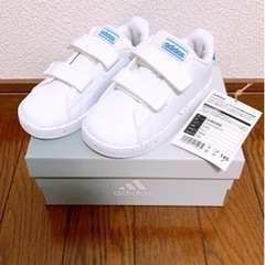 【値下げ】未使用14.5㎝　adidasスニーカー