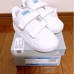 【値下げ】未使用14.5㎝　adidasスニーカーの画像