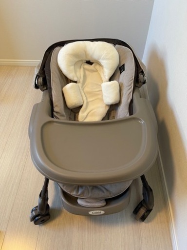 ネムリラ　ハイローベビーチェアー　音楽　自動　食事椅子