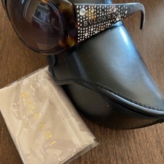 BVLGARIラインストーンサングラス  