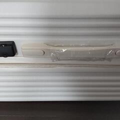 ＊新品未使用＊スーツケースM・ホワイト・軽量の画像