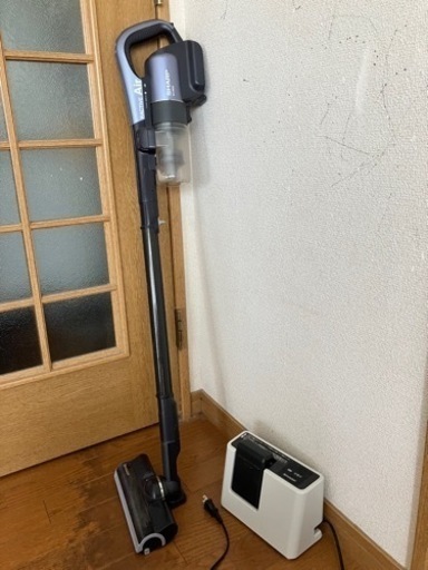 SHARP 充電式コードレス掃除機