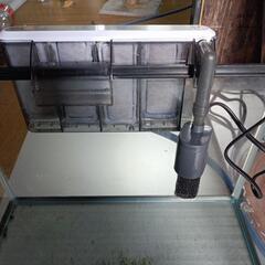 45センチ水槽　フィルター付きの画像