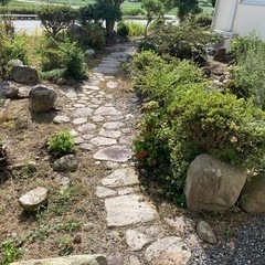 庭造りにどうぞ(石垣、瓦 他)