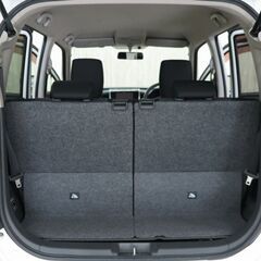 【室内が広く狭い道もすんなり走れる車！！】　軽自動車でありながら荷物をたくさん載せれる車内の広さが魅力です。の画像