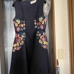 パーティードレス