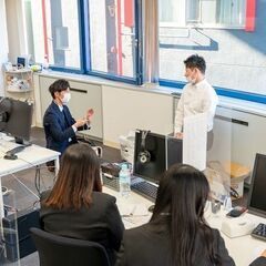 【完全反響営業/未経験から年収1000万円以上可能！】給与保証あ...