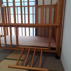 ベビーベッドの画像