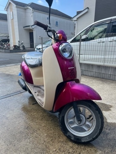 HONDA クレアスクーピー　オシャレなピンク
