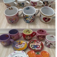 ディズニー スーベニア　カップ　プレート16点セット